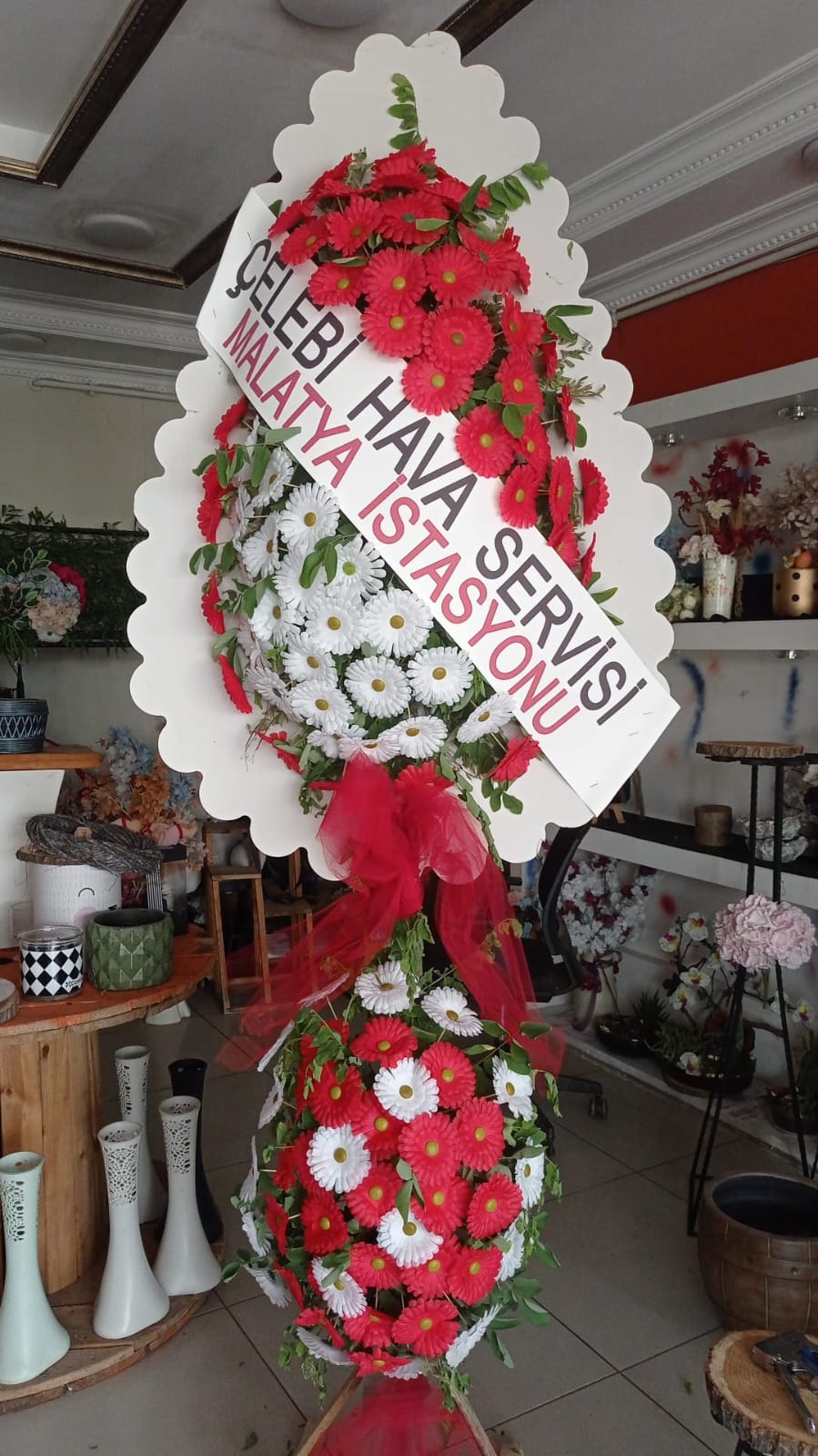 TEKLİ ORTALI ÇELENK YAPAY 